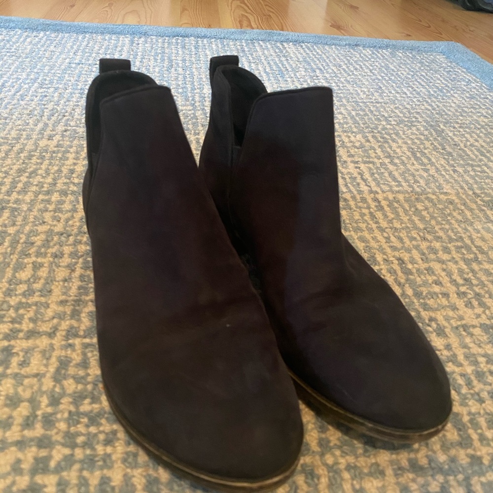 BP black ankle boots
